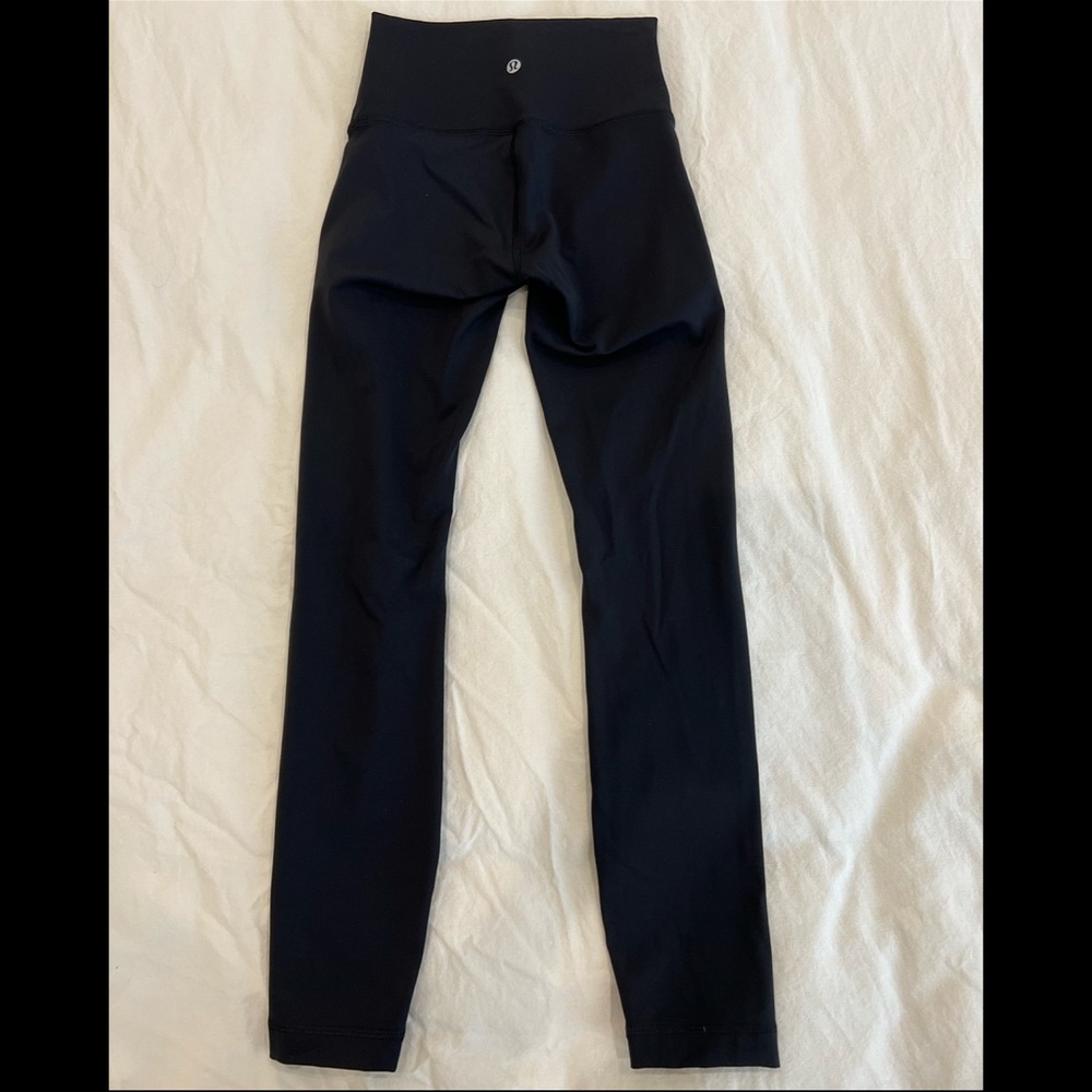 Wonder Under High Rise Tight. Size 2. Black.